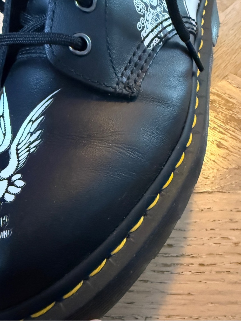 Dr. Martens LIMITED EDITION Rick Griffin boots - Picture 9 of 13